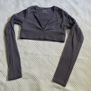 Garage Women's Size S Purple Pullover Long Sleeve Plunge Neck Midriff Knit Top